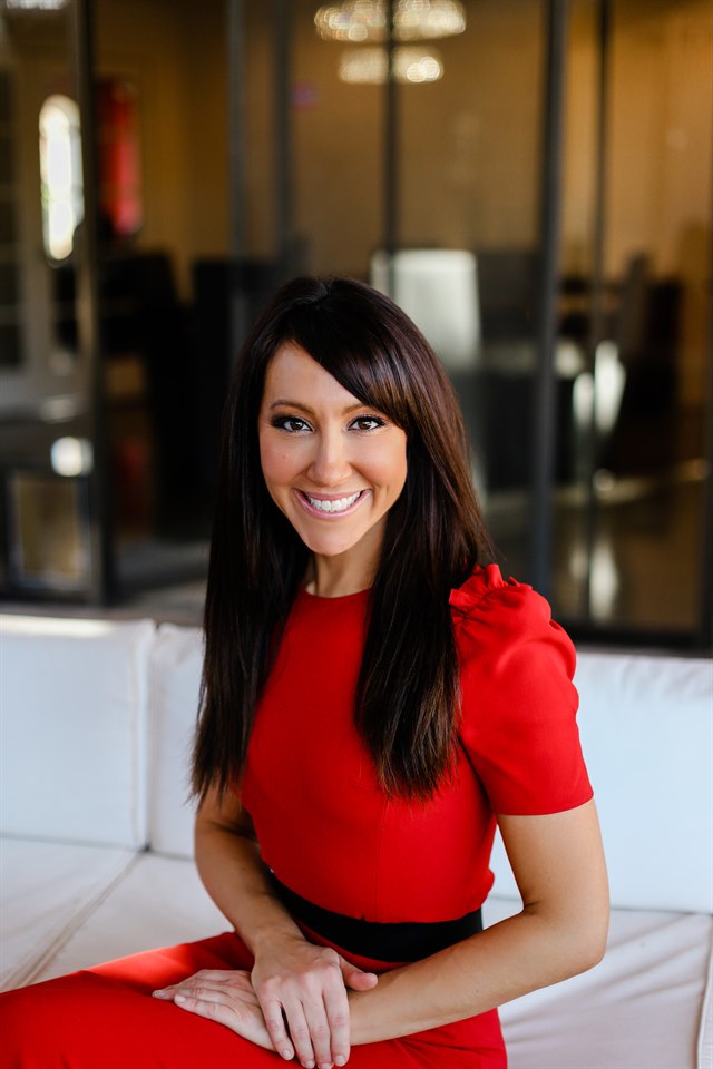 Dr. Nicole Srednicki, Founder and Chief Physician of Ultra Healthy Human